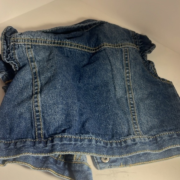 👧🏻 Little lass jeans vest size 4 - Picture 7 of 8